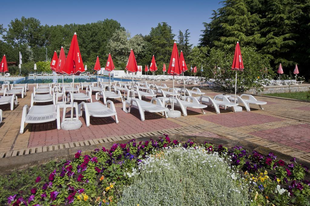 Continental Park Hotel Slantchev Briag Extérieur photo