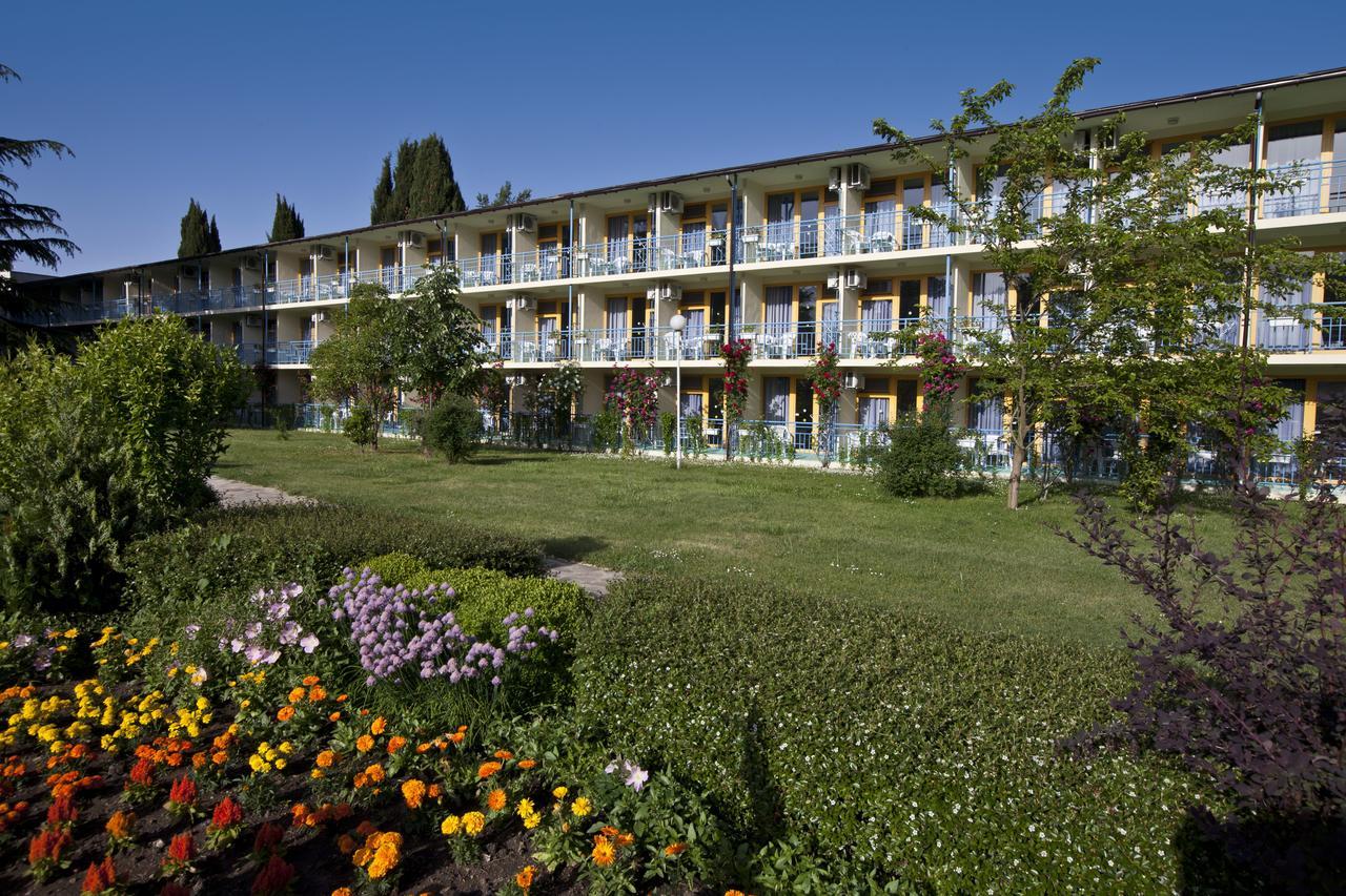 Continental Park Hotel Slantchev Briag Extérieur photo