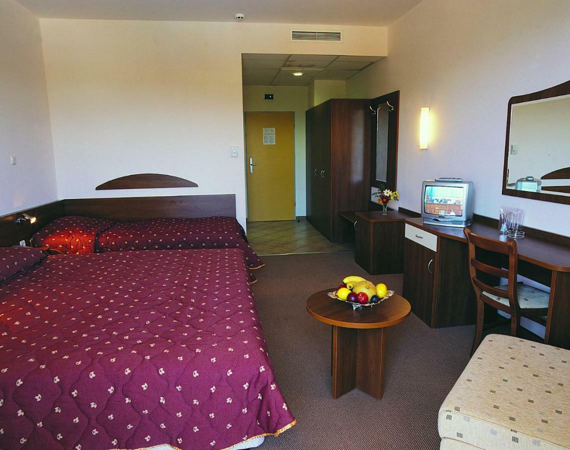 Continental Park Hotel Slantchev Briag Extérieur photo